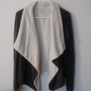 ✳ 4 for 20   Hollister fuzzy open shirt